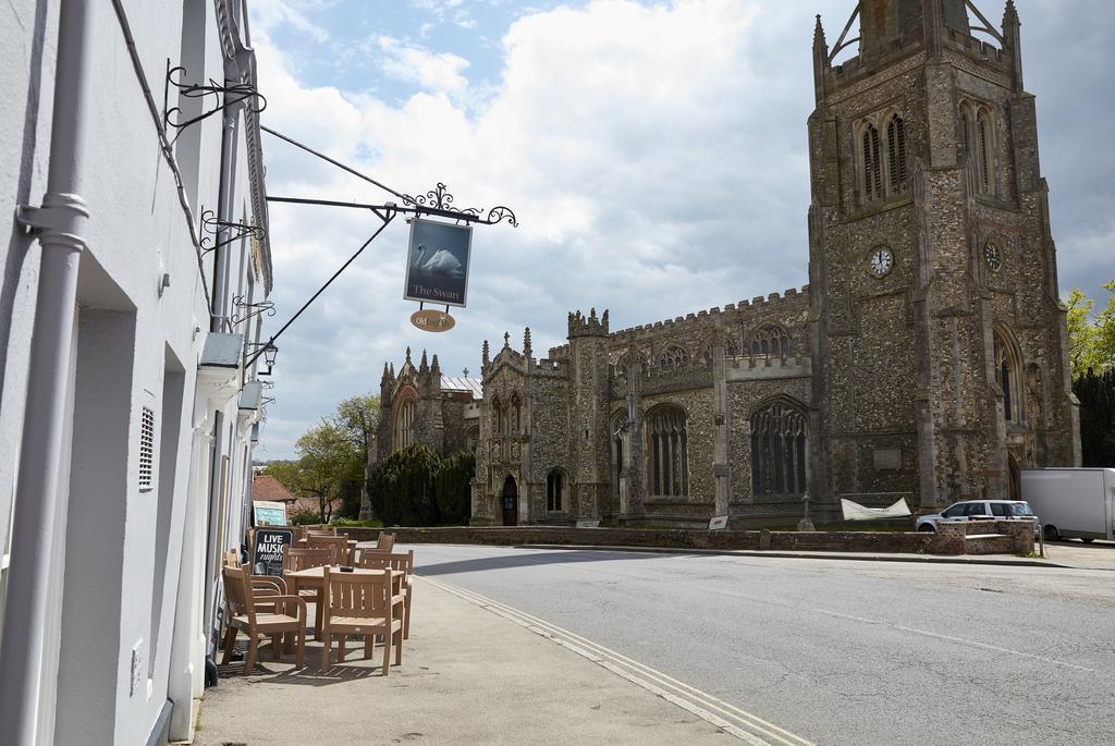 Swan Hotel By Greene King Inns Thaxted Exterior photo