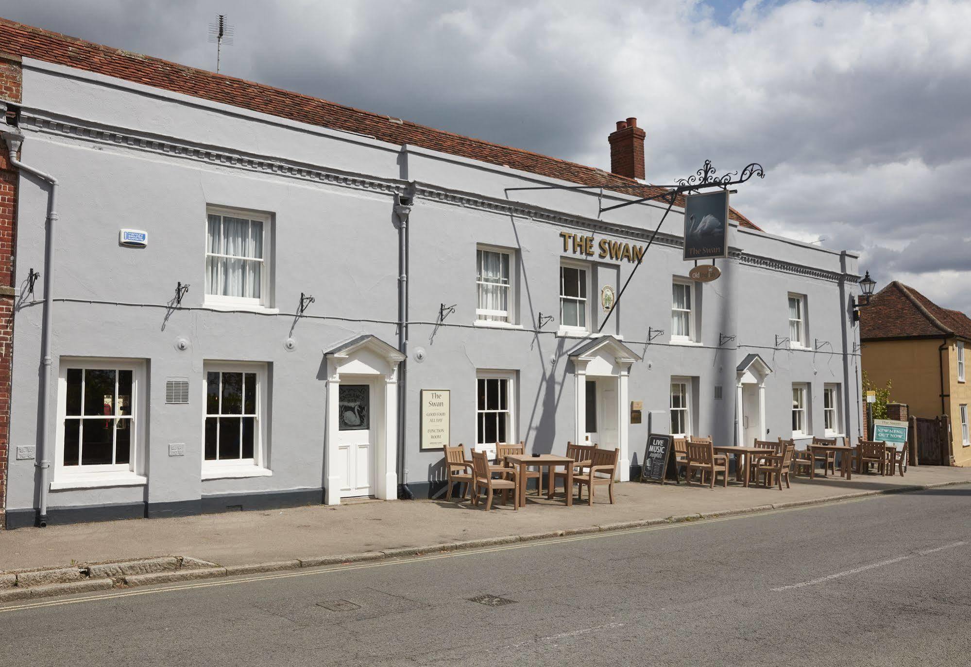 Swan Hotel By Greene King Inns Thaxted Exterior photo